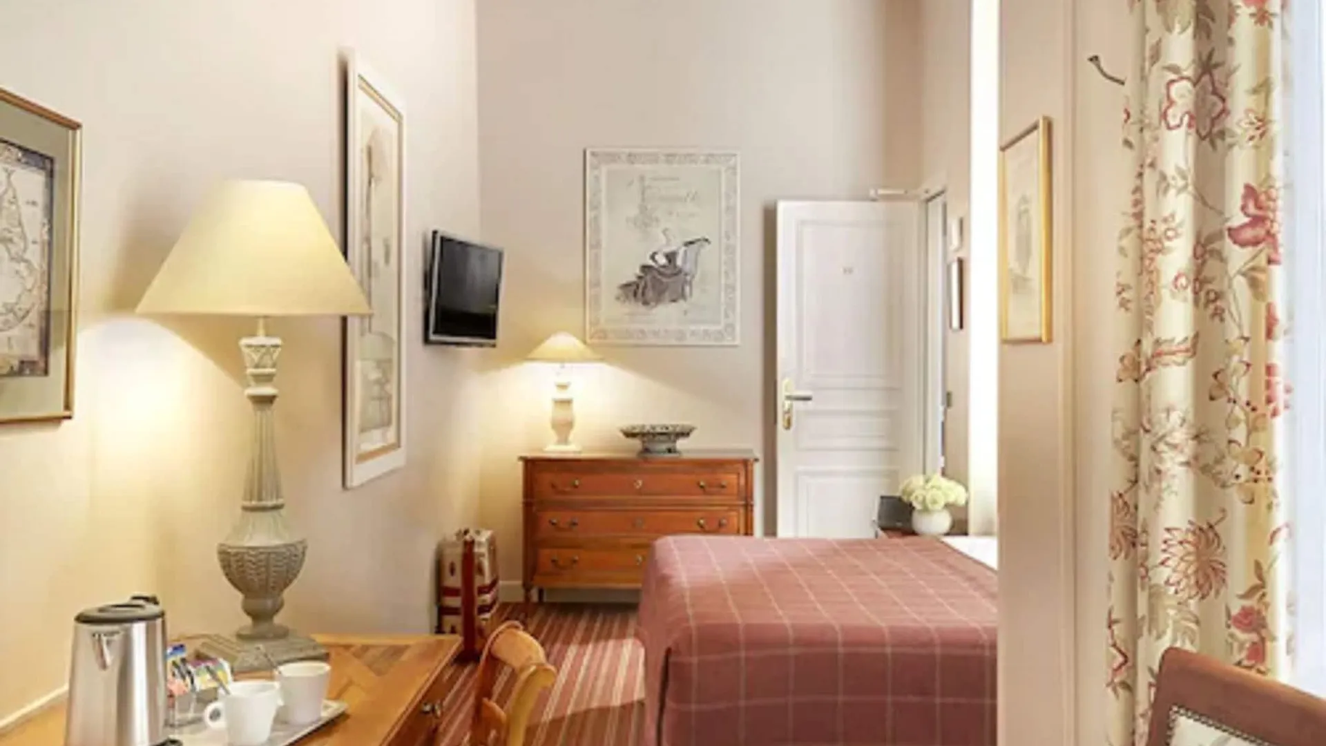 Relais Du Louvre Hotel Paris