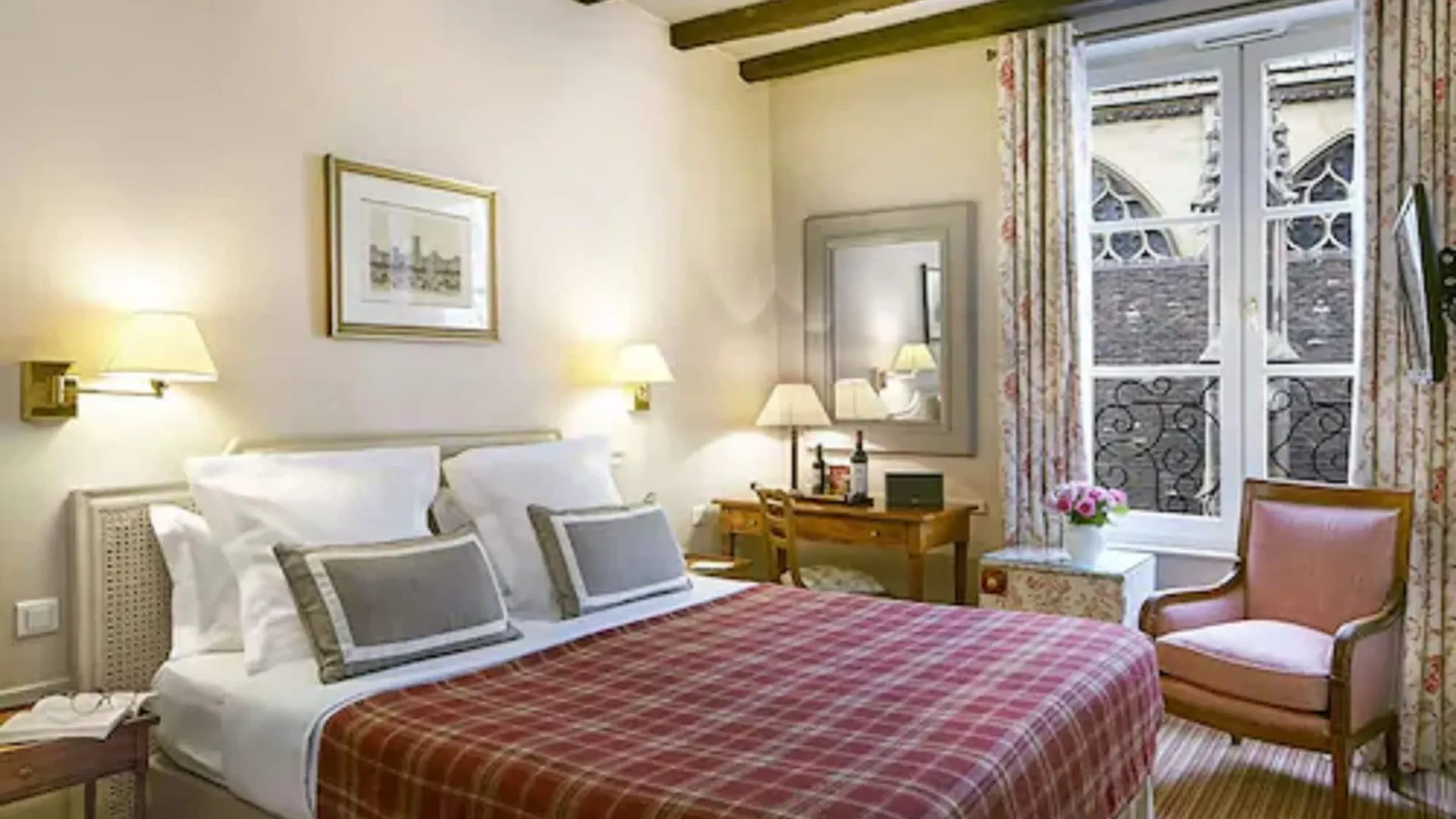 Relais Du Louvre Hotel Paris