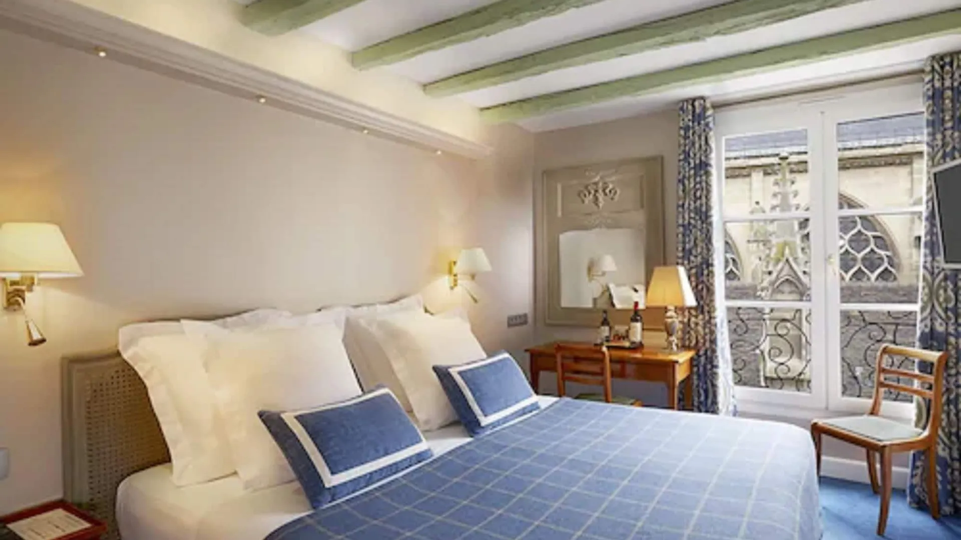 Relais Du Louvre Hotel Paris