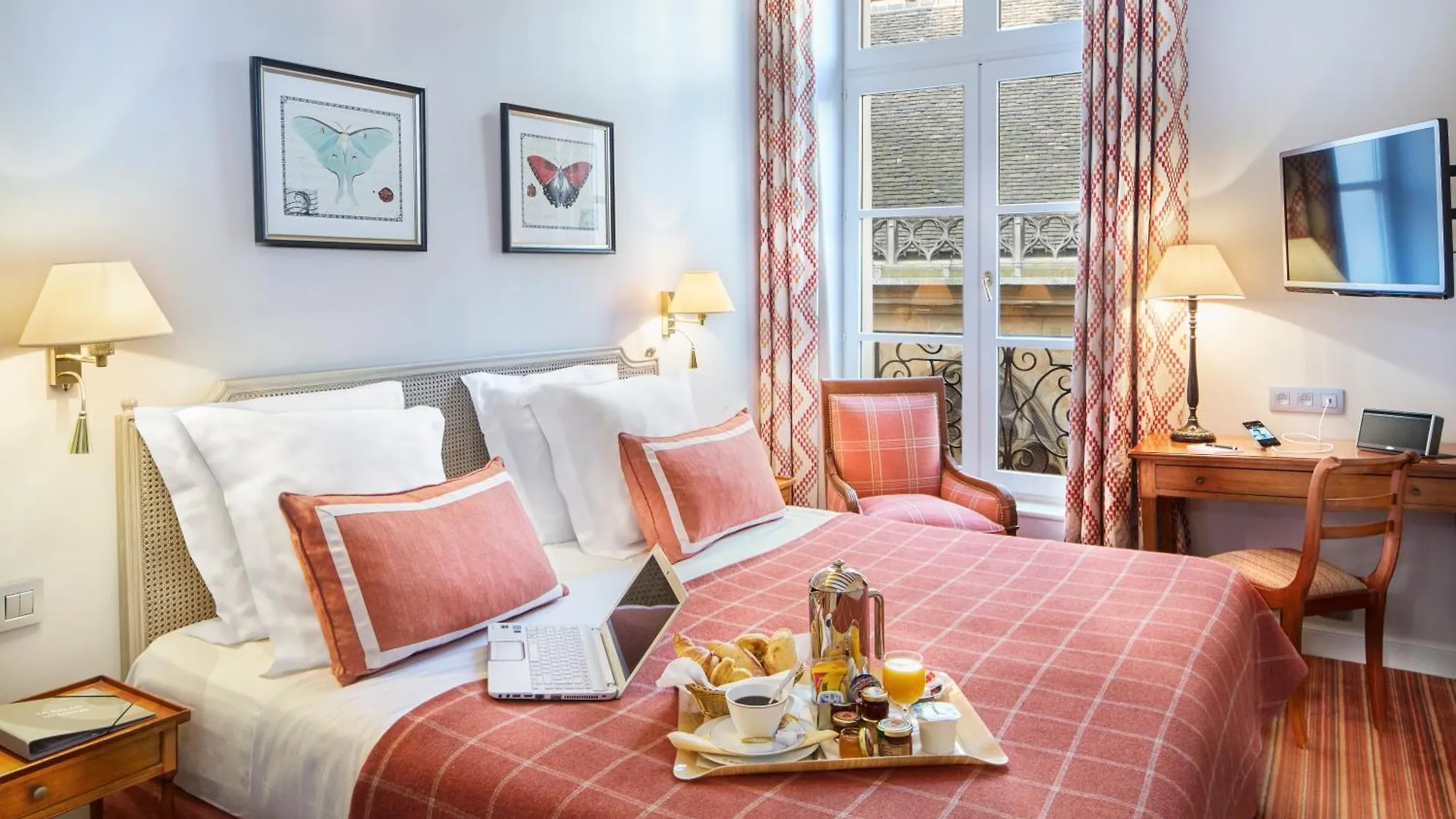 Relais Du Louvre Hotel Paris 4*,