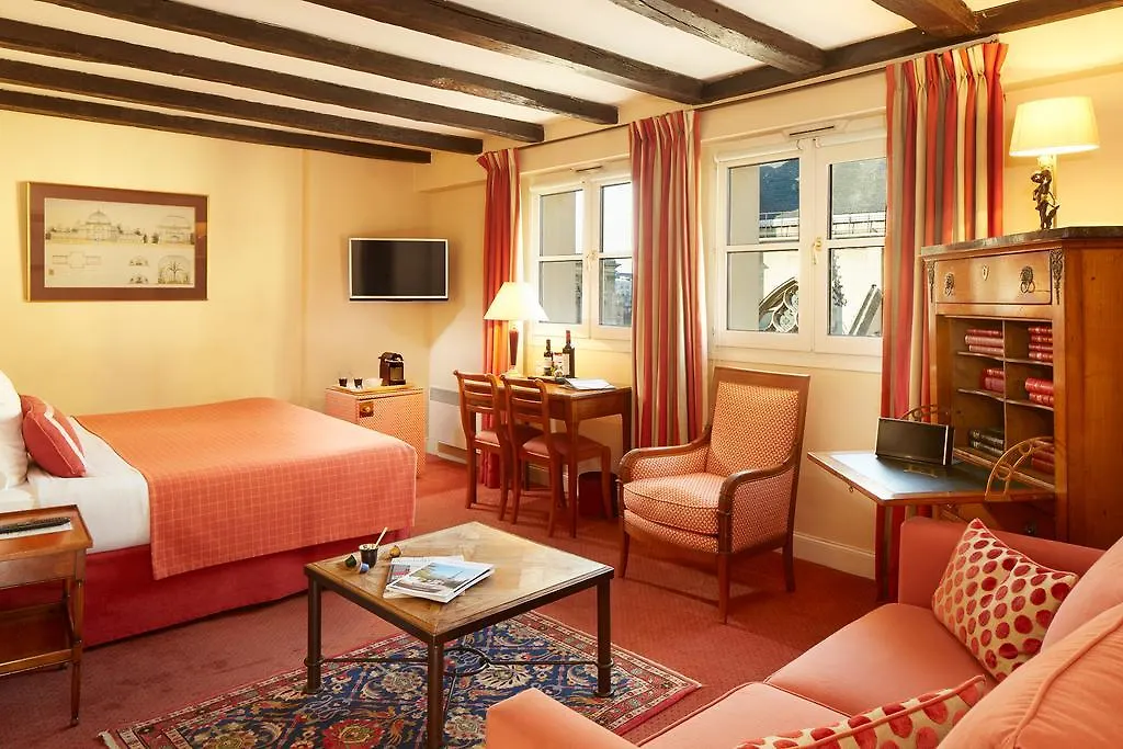 ****  Relais Du Louvre Hotel Paris France