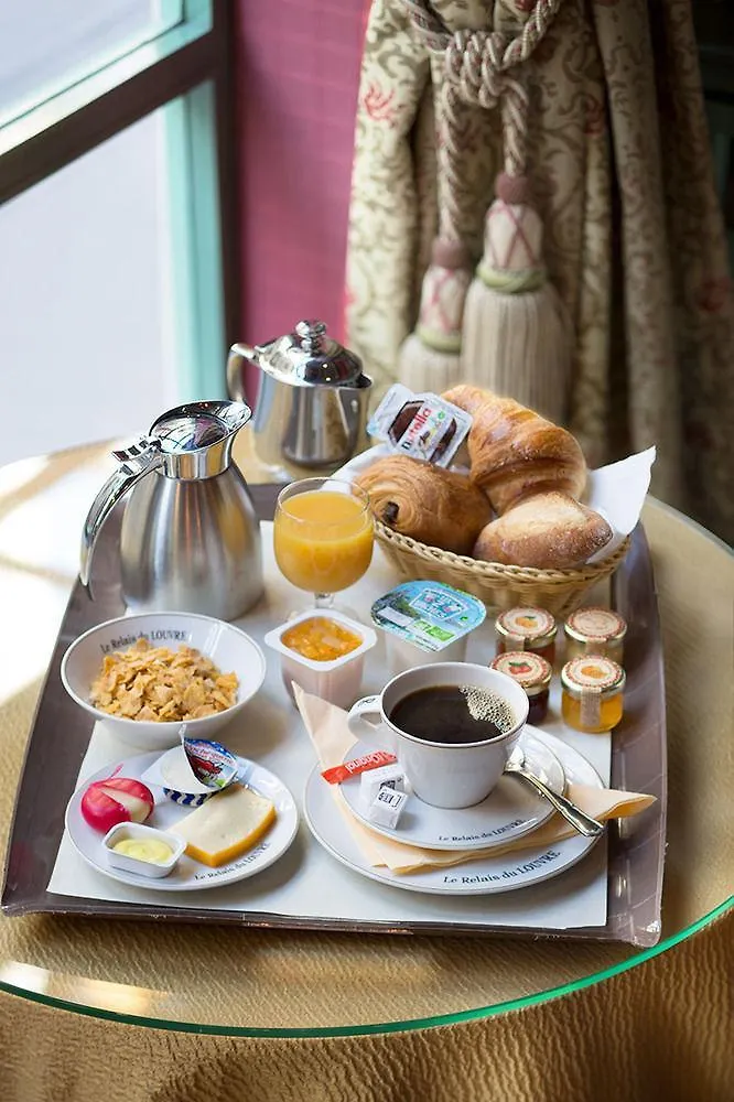 Hotel Relais Du Louvre Parigi 4*,