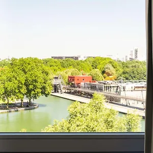 Ibis La Cité Des Sciences 19ème París